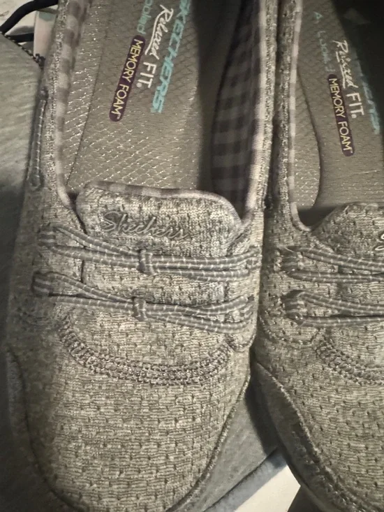 Skechers Women's Gray Knit Slip-On Loafer SZ 6.5 - Picture 9 of 15